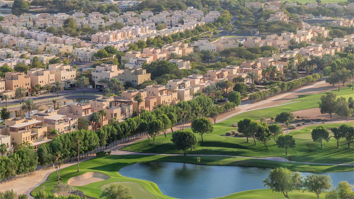 Wohnquartier Dubai Hills Estate mit Golfanlage